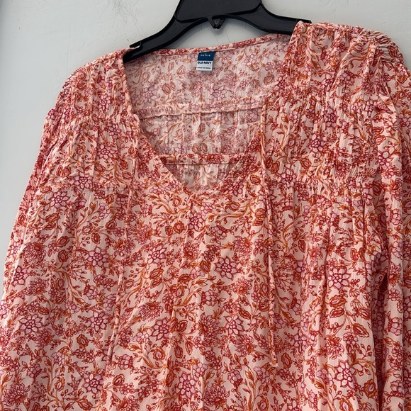 Old Navy Smocked Poetic Swing Blouse Size Large Petite - Picture 4 of 5